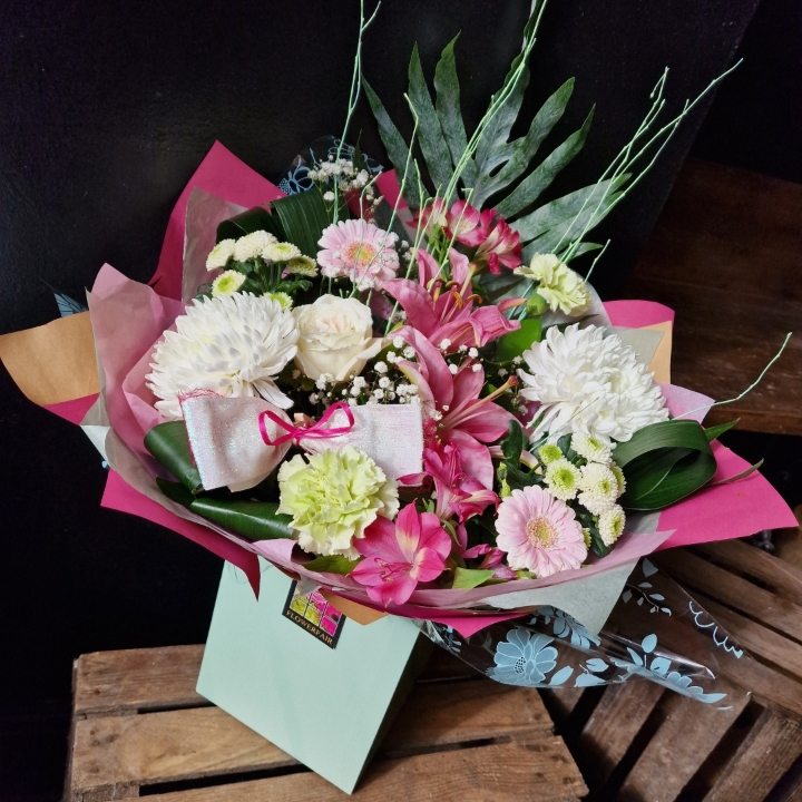 Mothers Day Bouquet Free Delivery